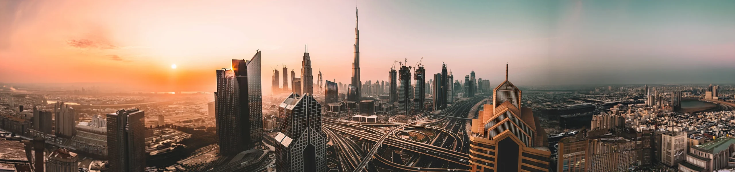Business consultants assisting entrepreneurs with mainland company formation, trade license, and business setup services in the UAE.